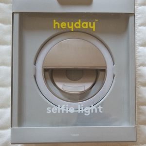 Brand new Heyday Selfie light
